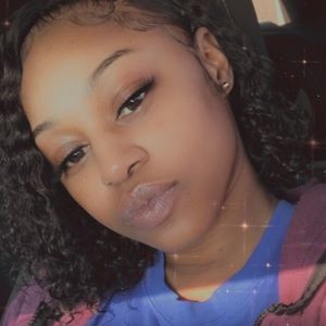 Meet your Posher, Ciara